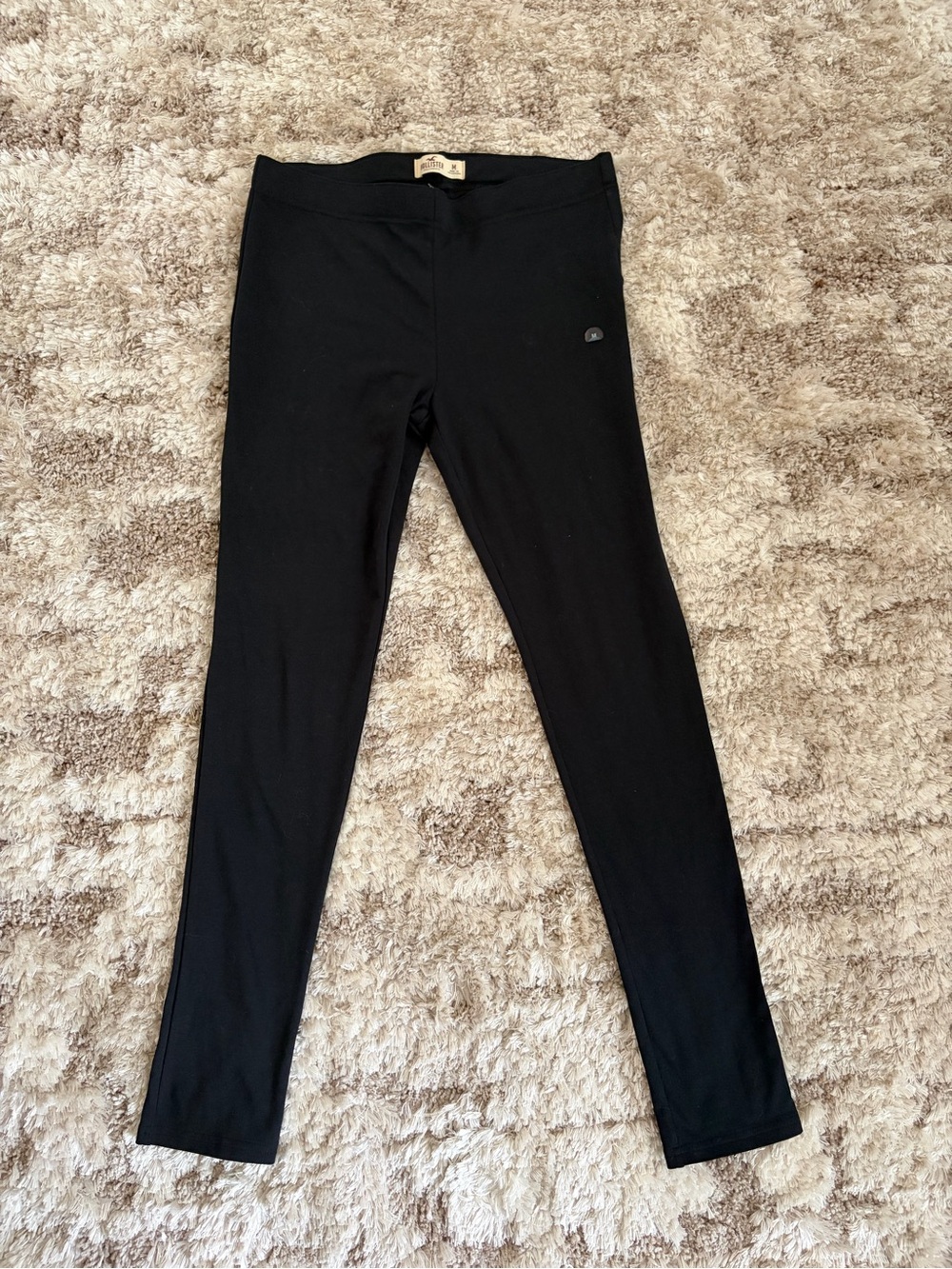 NWT Hollister Black Leggings Size Medium Soft Stretchy Leggings